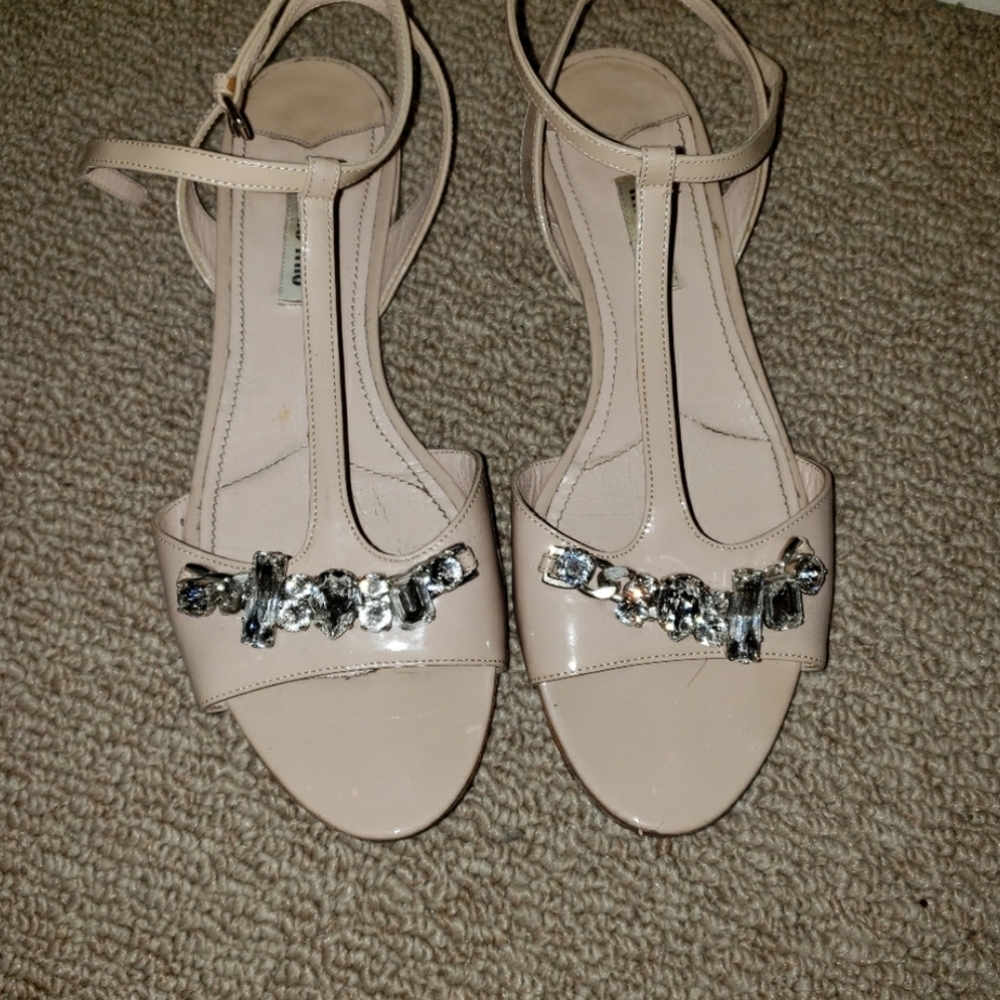 Miu Miu creme sandals